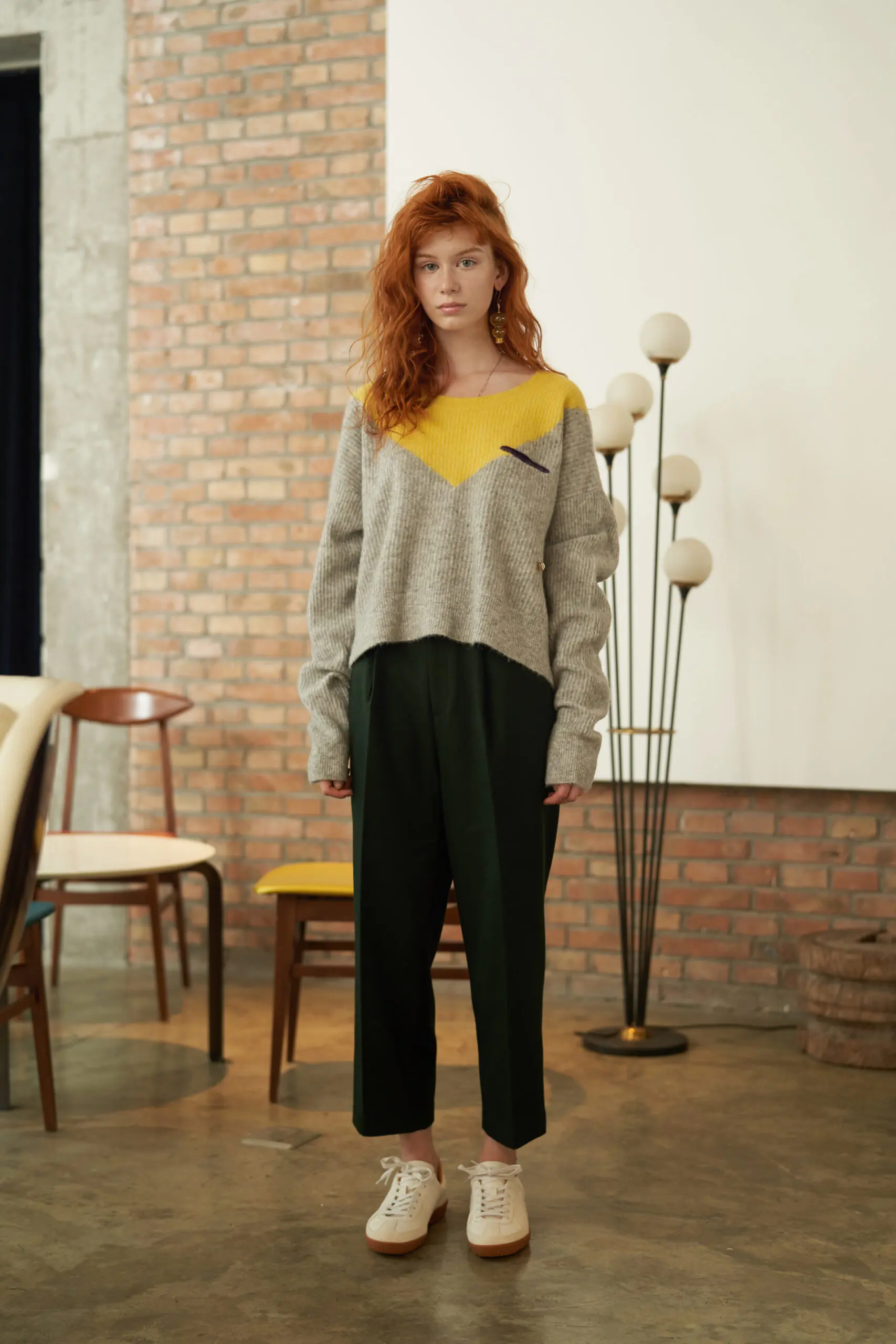 V-Neck Colorblock Mohair Knit Sweater - 图片 2